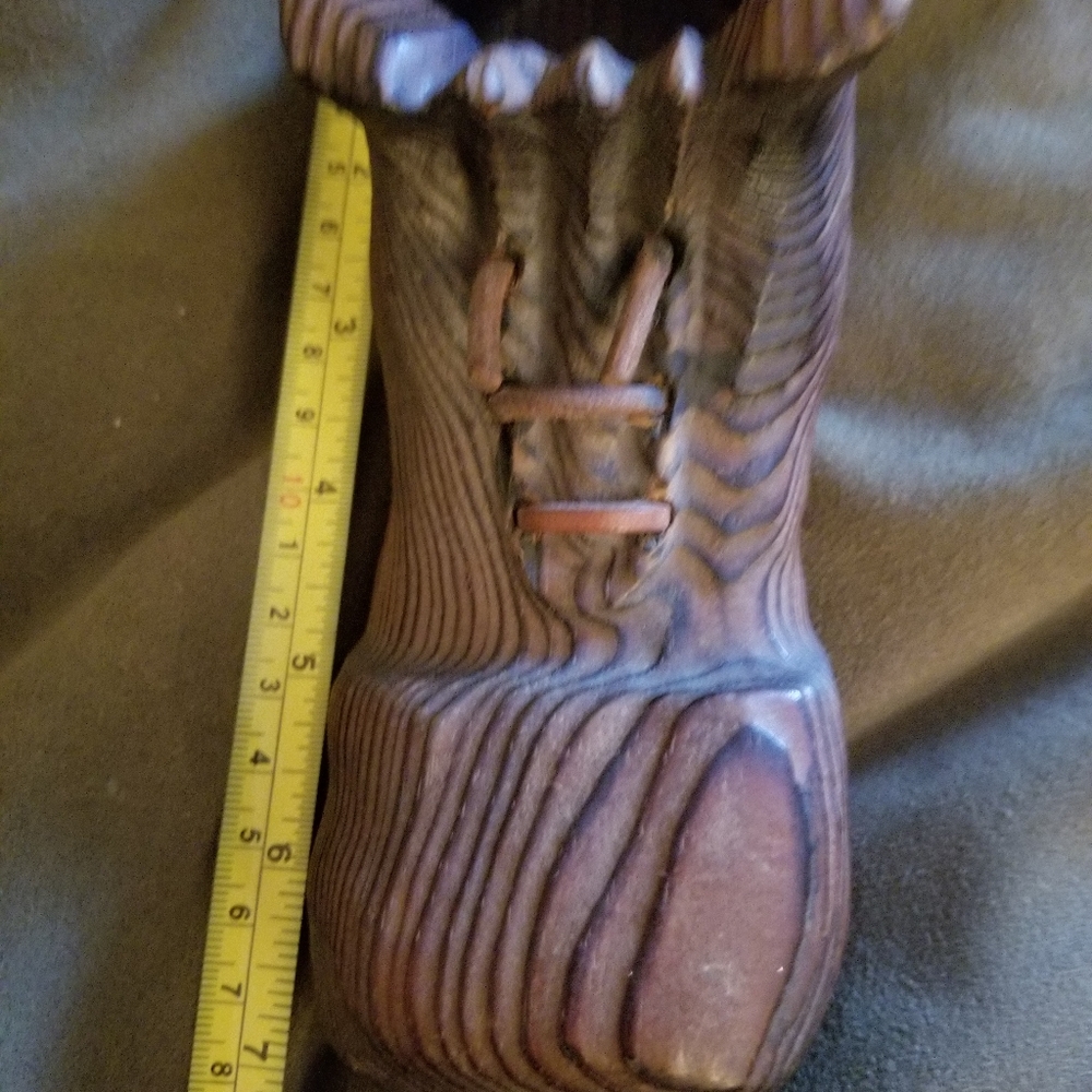 Rustic Boot Decor - Picture 3 of 7